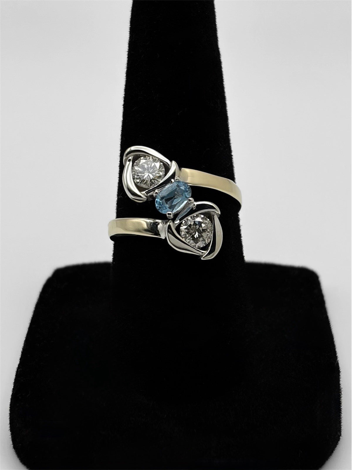 14K Gold Natural Diamond & Blue Topaz Bypass Three Stone Ring 0.75 CTW - Size 6
