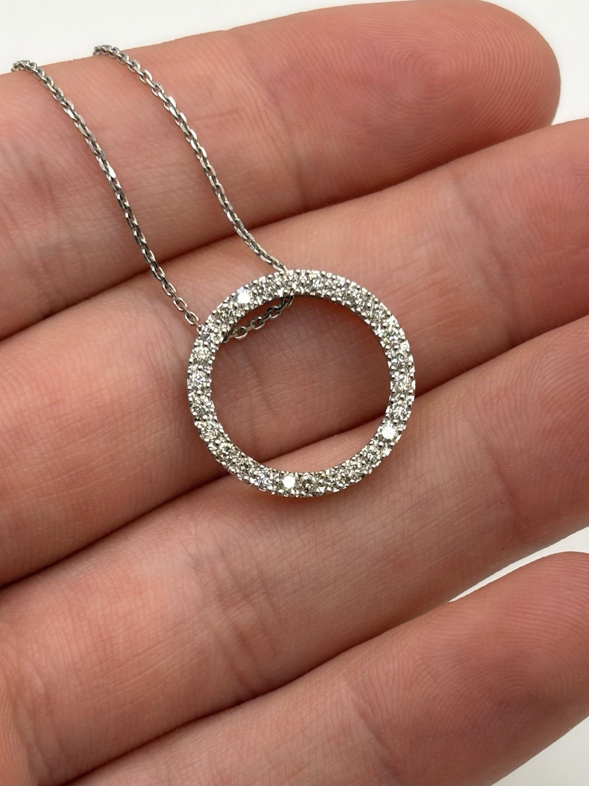 14K White Gold Natural Diamond Pavé Circle Halo Pendant Necklace 18” ~0.40 CTW