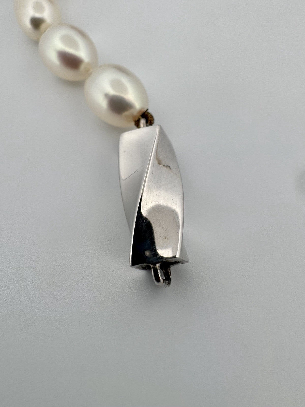 Tiffany & Co. Freshwater Pearl Necklace 925 Sterling Silver 16” 7mm, w/ Pouch