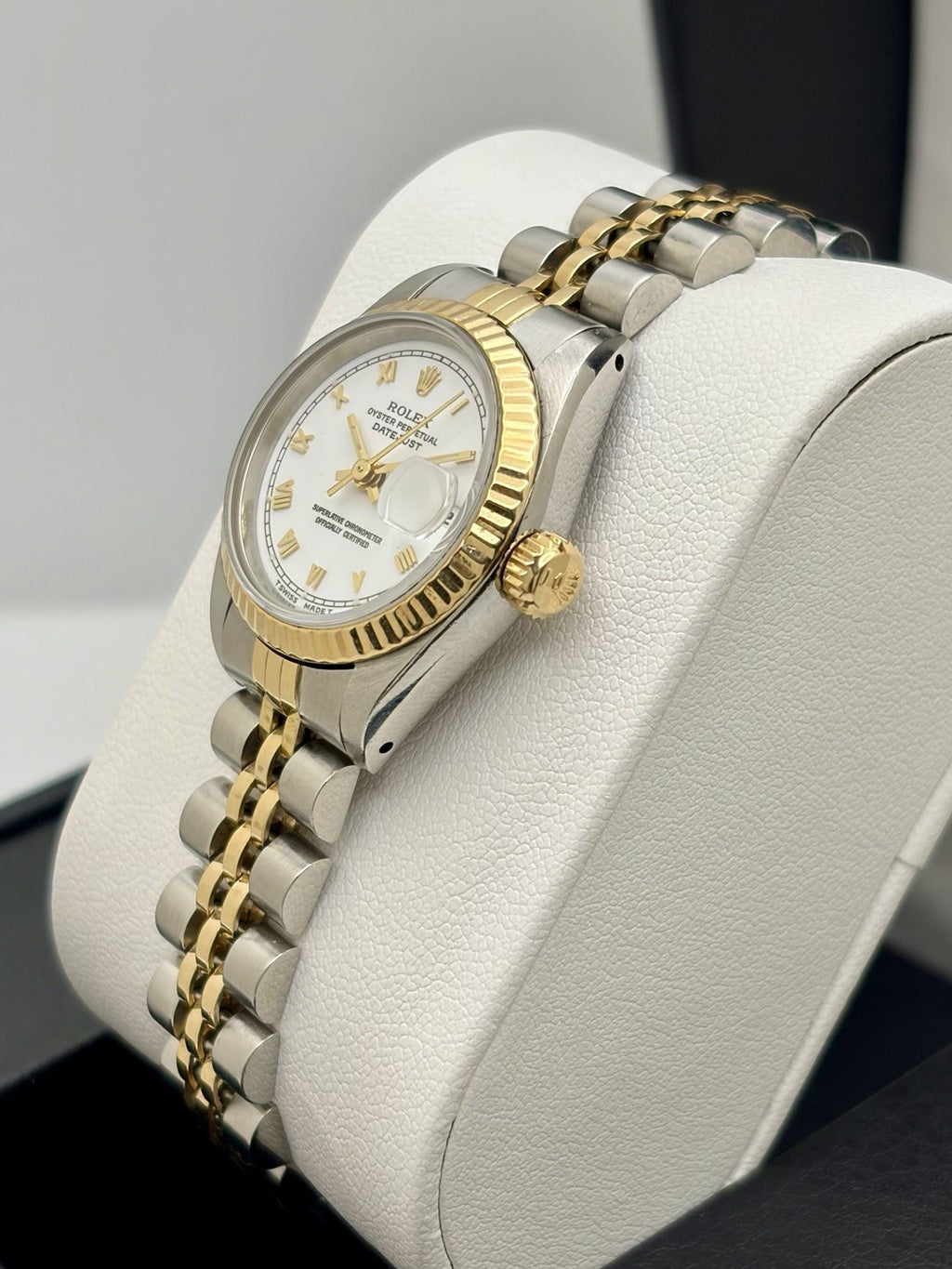 Rolex Datejust 69173 Two Tone White Roman Dial 26mm Ladies Watch, Very Nice!