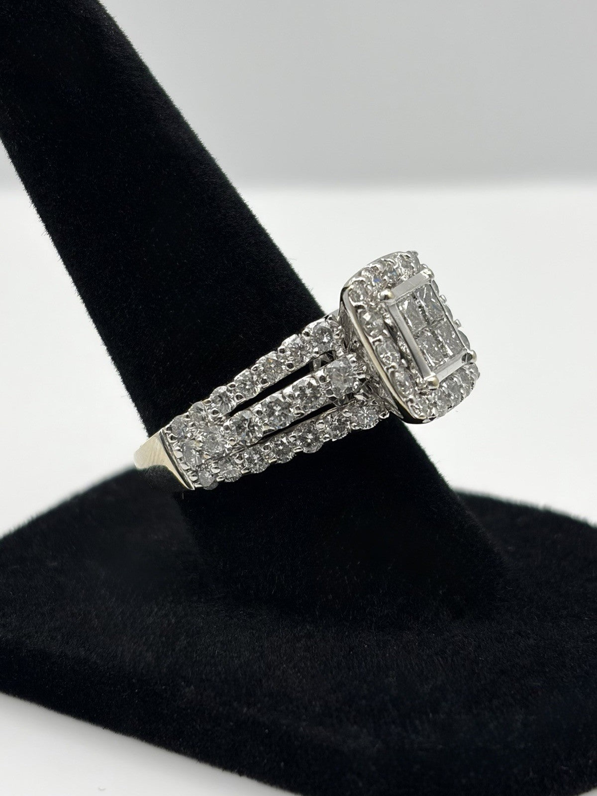 14K White Gold Natural Diamond Princess Cut Halo 3-Row Band 2ctw Ring Size 7