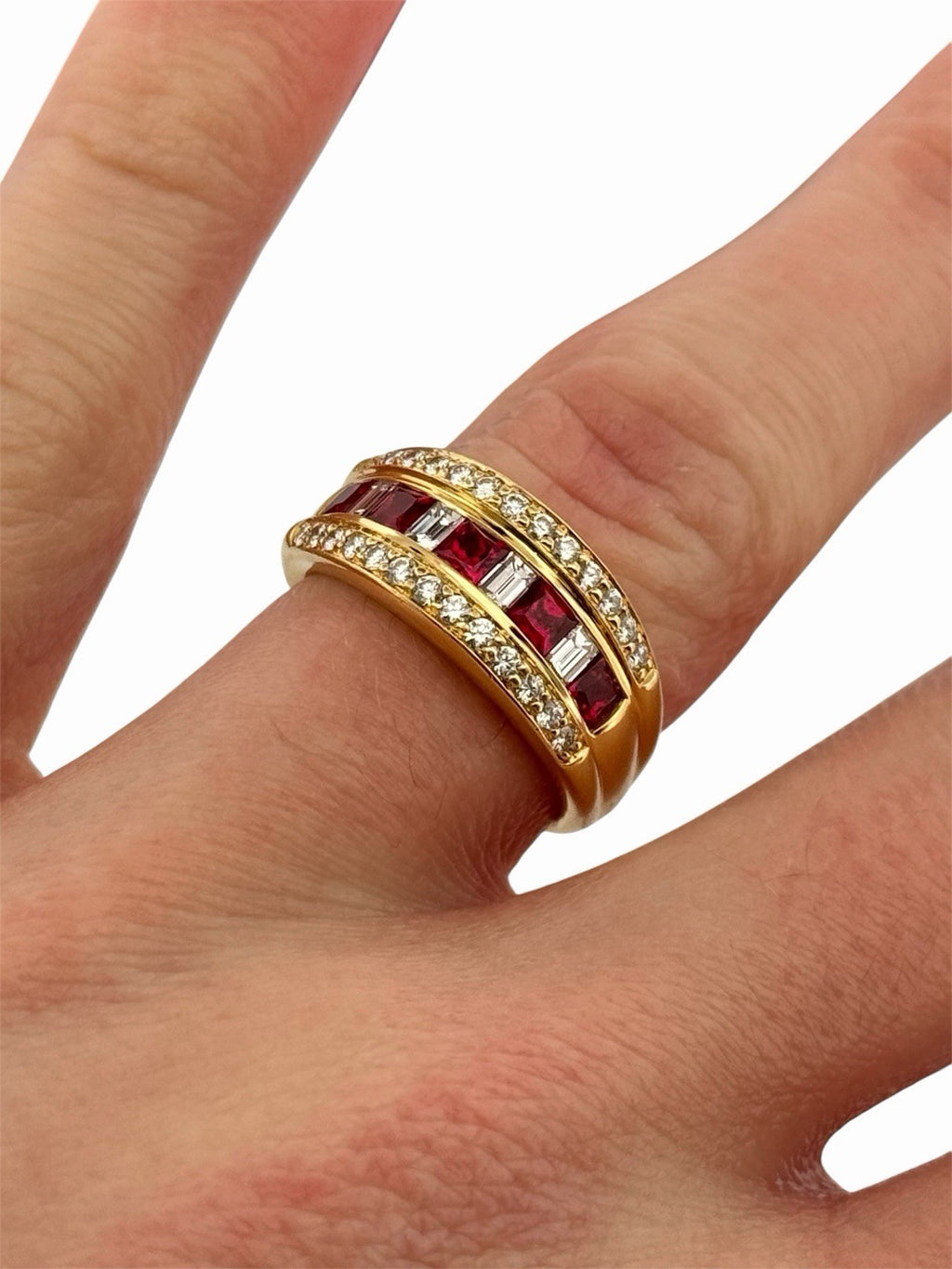 18K Yellow Gold Natural Ruby & Diamond Unique Band Ring Size 7.5 Estate