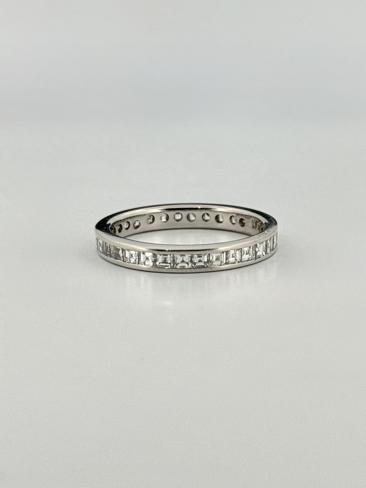 900 Platinum Natural Carré Cut Diamond Eternity Band Ring 1ctw Size 6