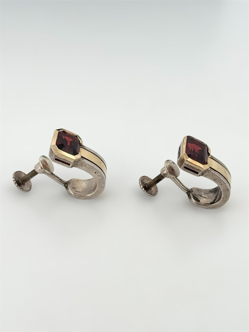 Vintage Cartier 18K Gold & 925 Sterling Silver Garnet Screw Back Earrings