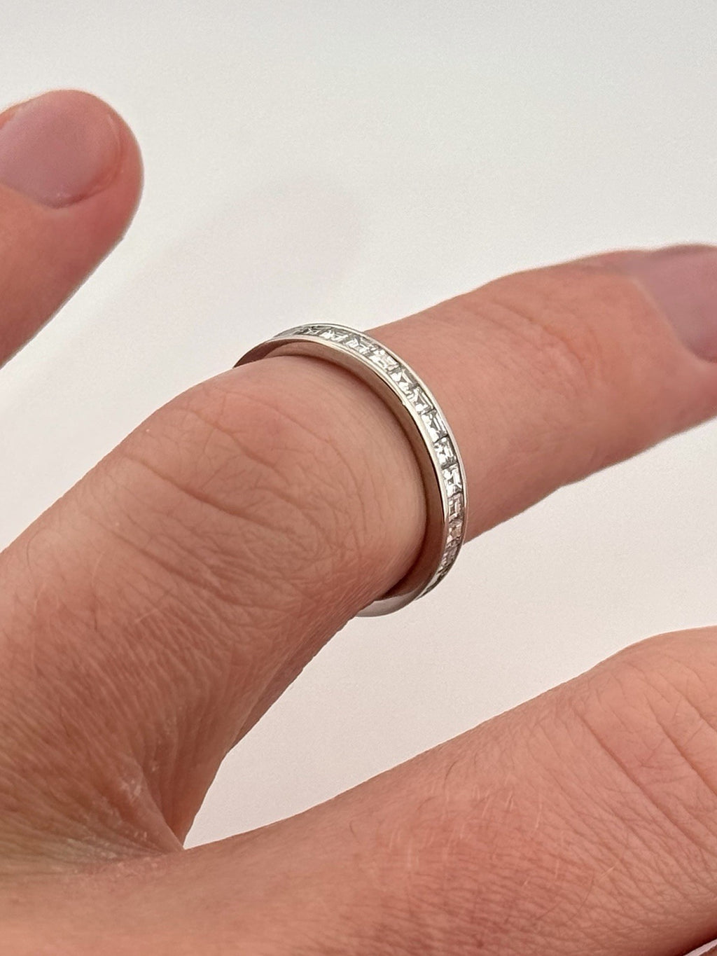 900 Platinum Natural Carré Cut Diamond Eternity Band Ring 1ctw Size 6