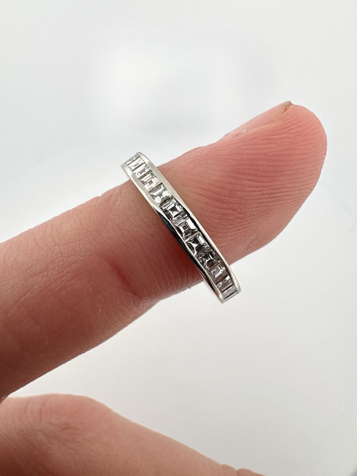 900 Platinum Natural Carré Cut Diamond Eternity Band Ring 1ctw Size 6