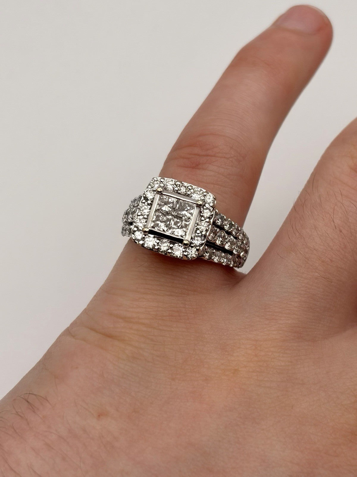 14K White Gold Natural Diamond Princess Cut Halo 3-Row Band 2ctw Ring Size 7