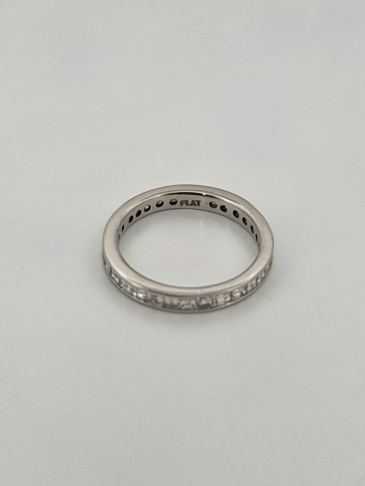900 Platinum Natural Carré Cut Diamond Eternity Band Ring 1ctw Size 6
