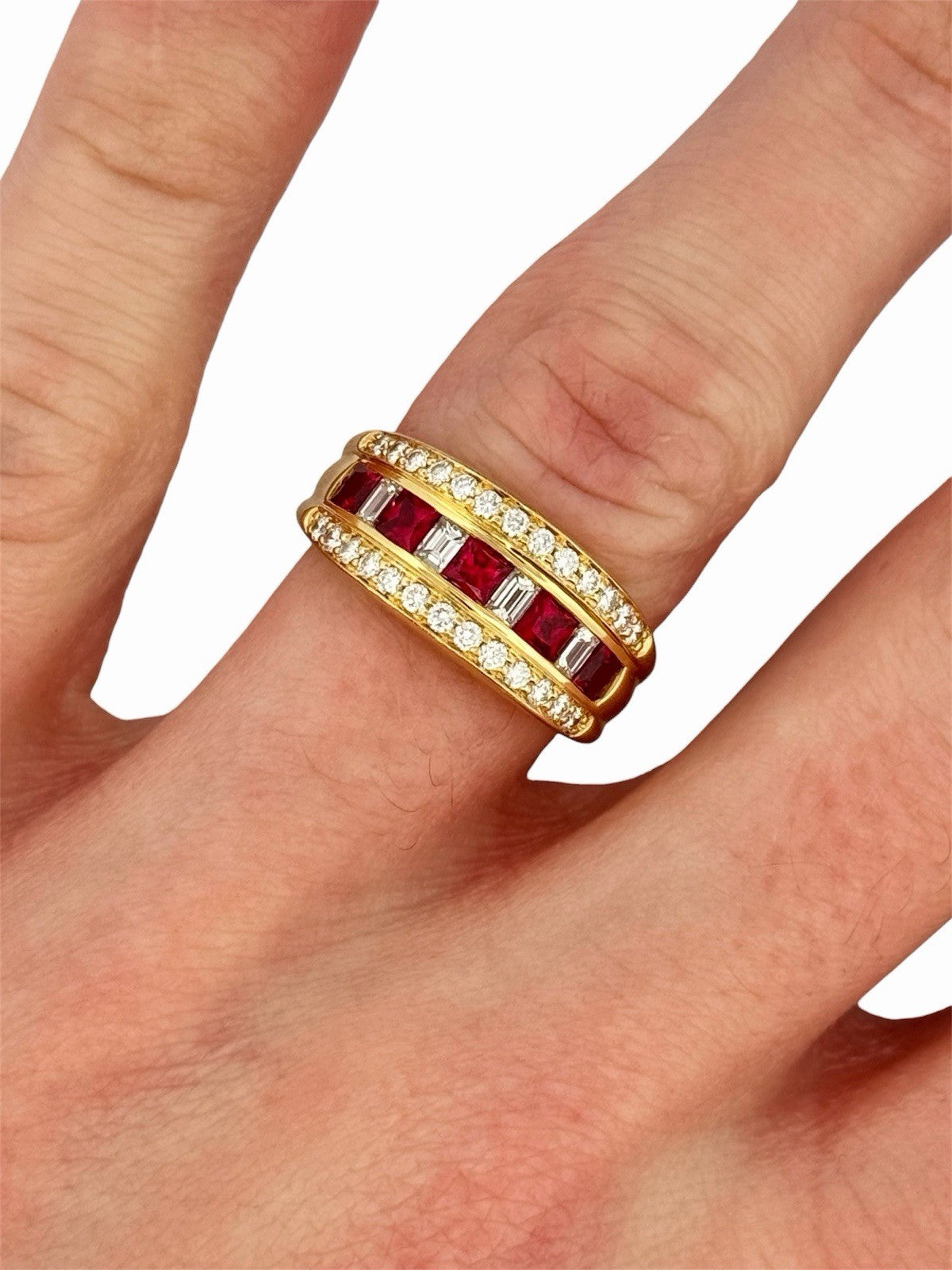 18K Yellow Gold Natural Ruby & Diamond Unique Band Ring Size 7.5 Estate