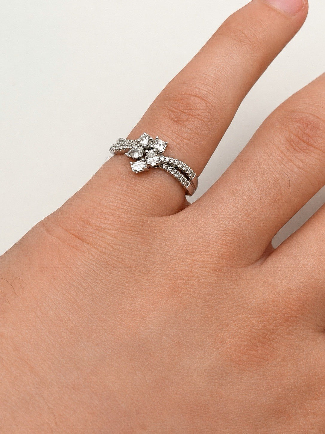 10K White Gold Natural Diamond Cluster Split Shank Ring 0.50 CTW Size 6