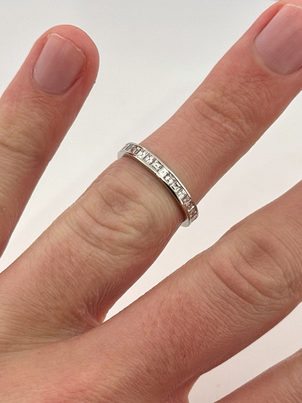 900 Platinum Natural Carré Cut Diamond Eternity Band Ring 1ctw Size 6